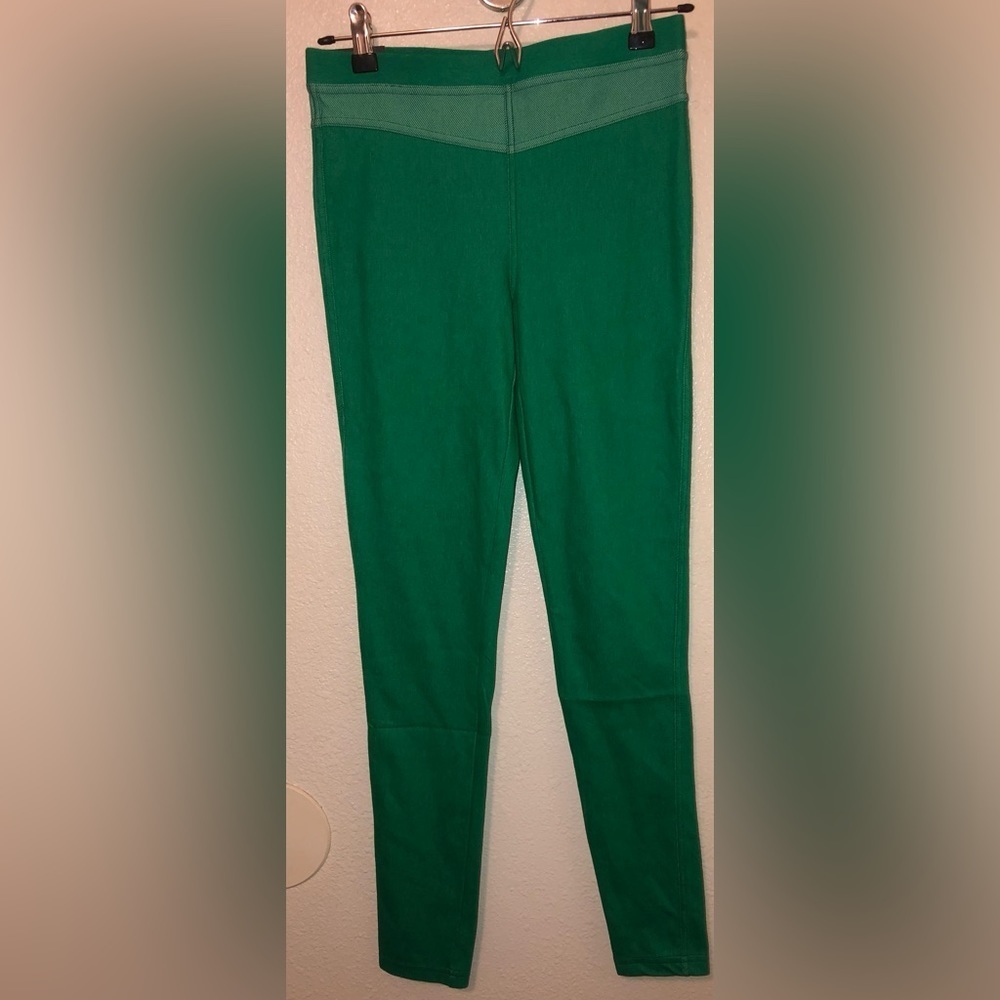 NWT Hot Sox Dream Collection Greeen Leggings Women’s size Small